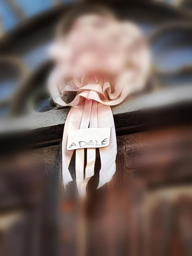 La Casa Di Adele Apartment Sassari Bagian luar foto