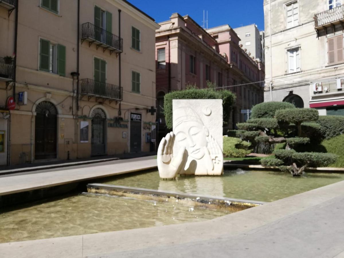 La Casa Di Adele Apartment Sassari Bagian luar foto